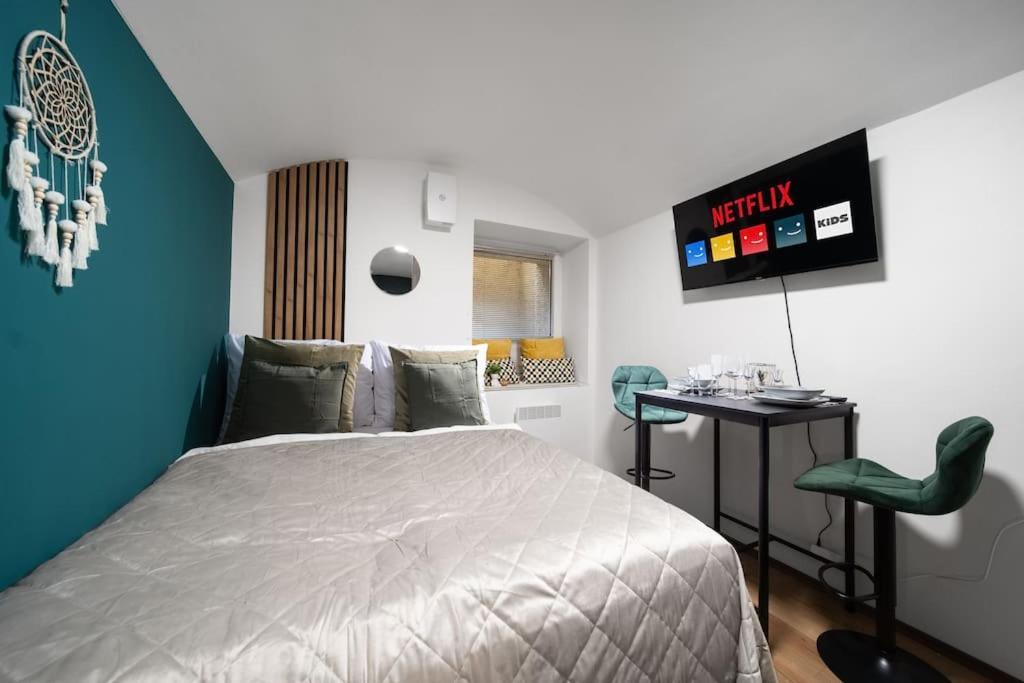 Secret Budget Studio Oasis Prague Extérieur photo